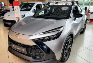 Toyota C-HR 2.0 PHEV Dynamic Force Executive 2024