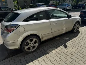Opel Astra H (2004-2014) 1.6 Sport 2005