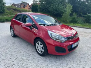 Kia Rio III (2011-) 1.2 M 2013
