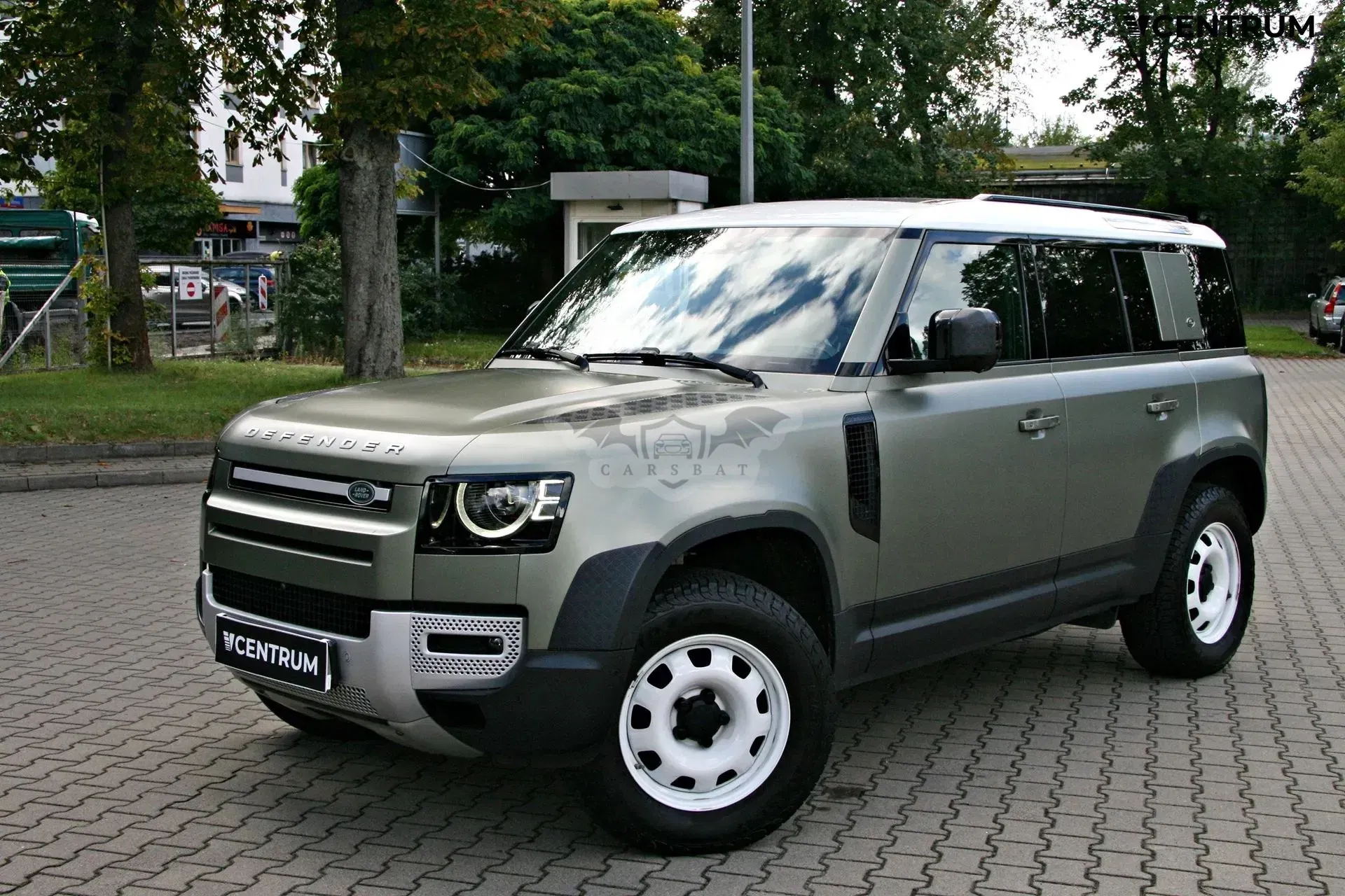 Land Rover Defender 2.0 D240 2020
