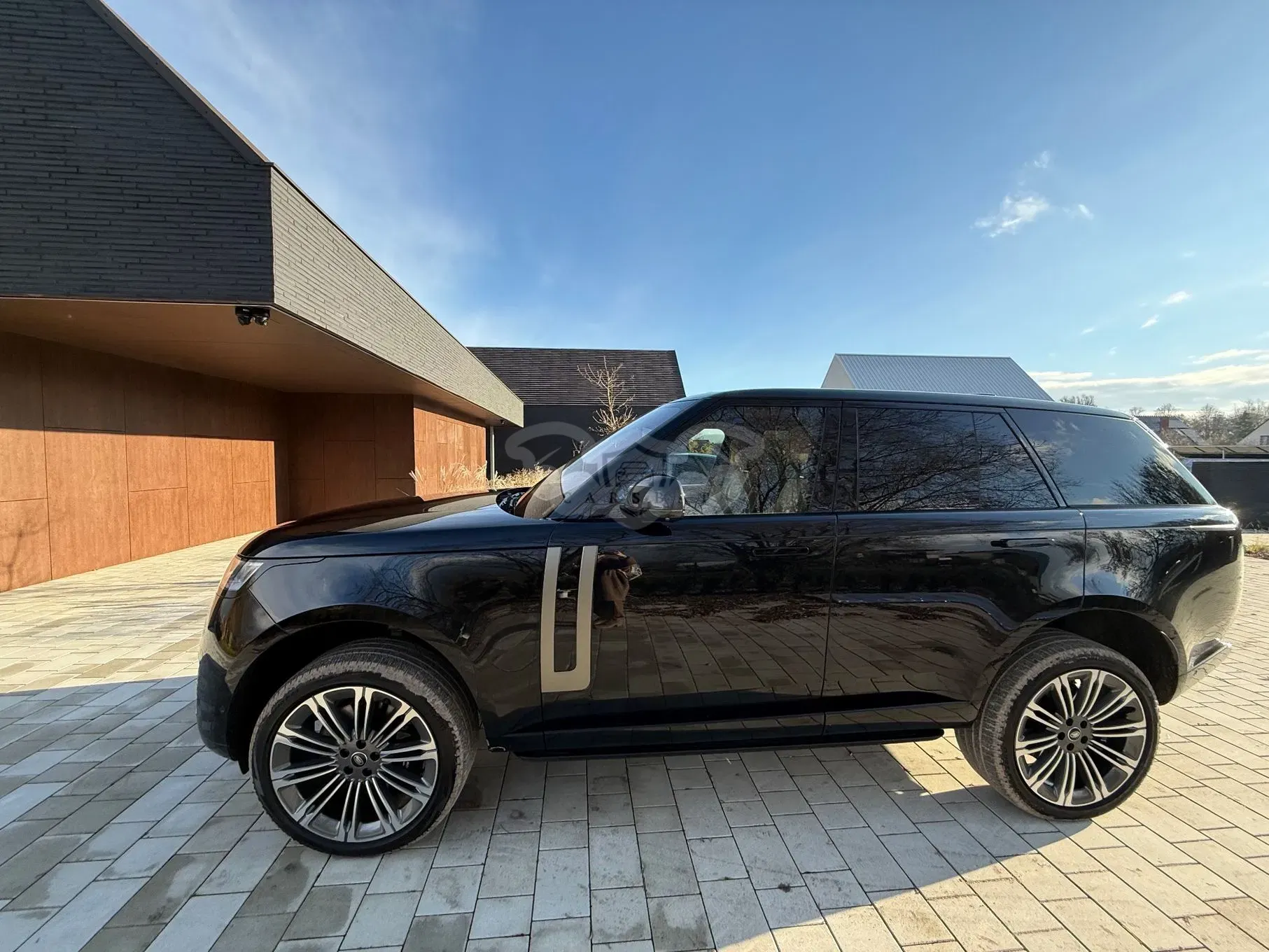 Land Rover Range Rover V (2022-) 4.4 V8 P535 HSE 2023