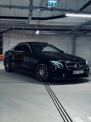 Mercedes-Benz E W213 (2016-2023) 300 9G-TRONIC 2017