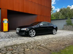 Audi S5 4.2 Quattro Tiptr 2011