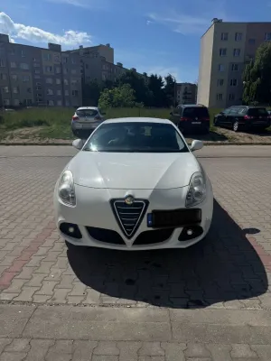 Alfa Romeo Giulietta 1.4 TB 16V Multiair TCT Turismo 2011