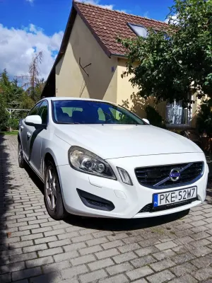 Volvo S60 II (2010-) D3 Geartronic 2011
