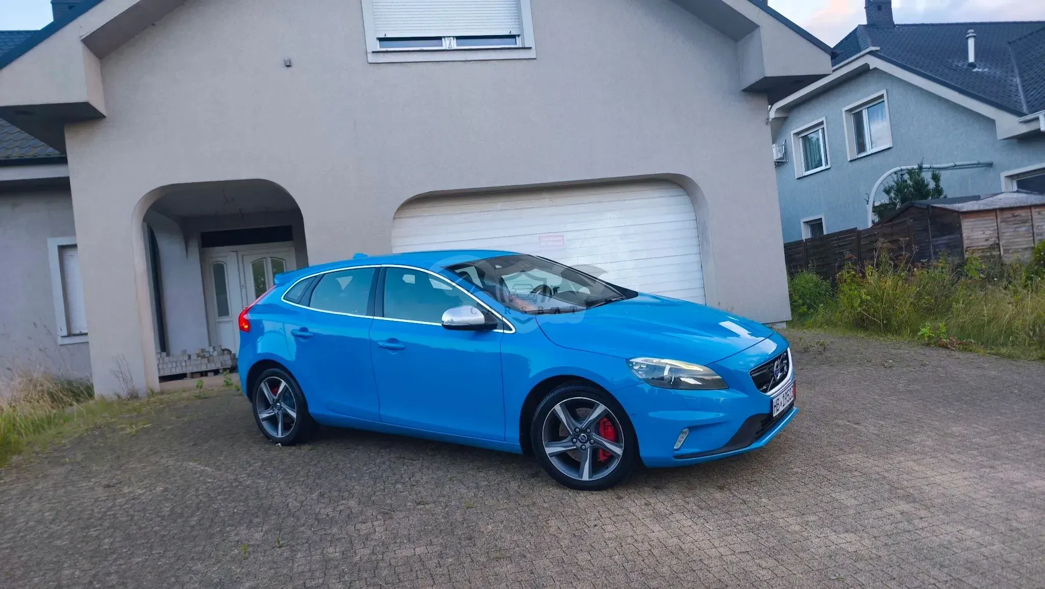 Volvo V40 II (2012-) T5 R-Design Summum 2014