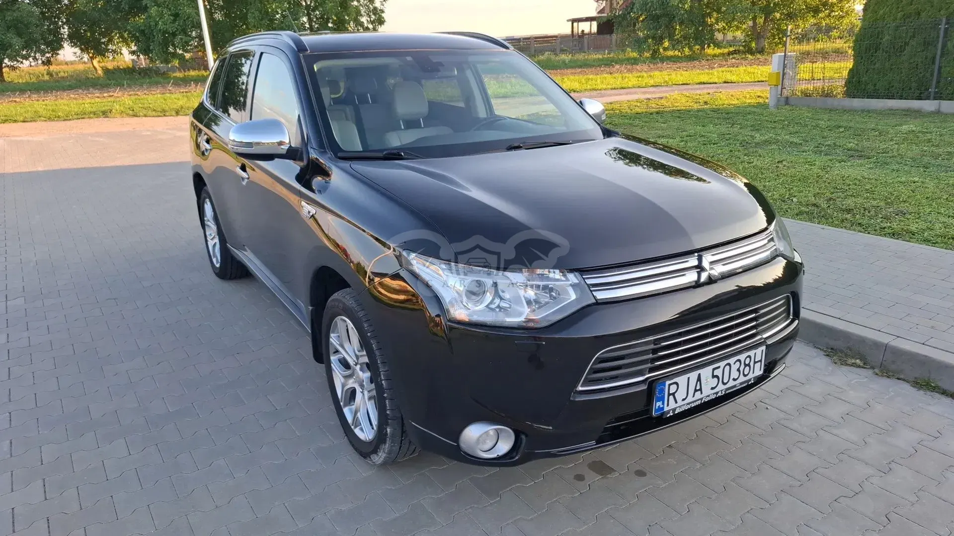 Mitsubishi Outlander III (2012-2022) 2014