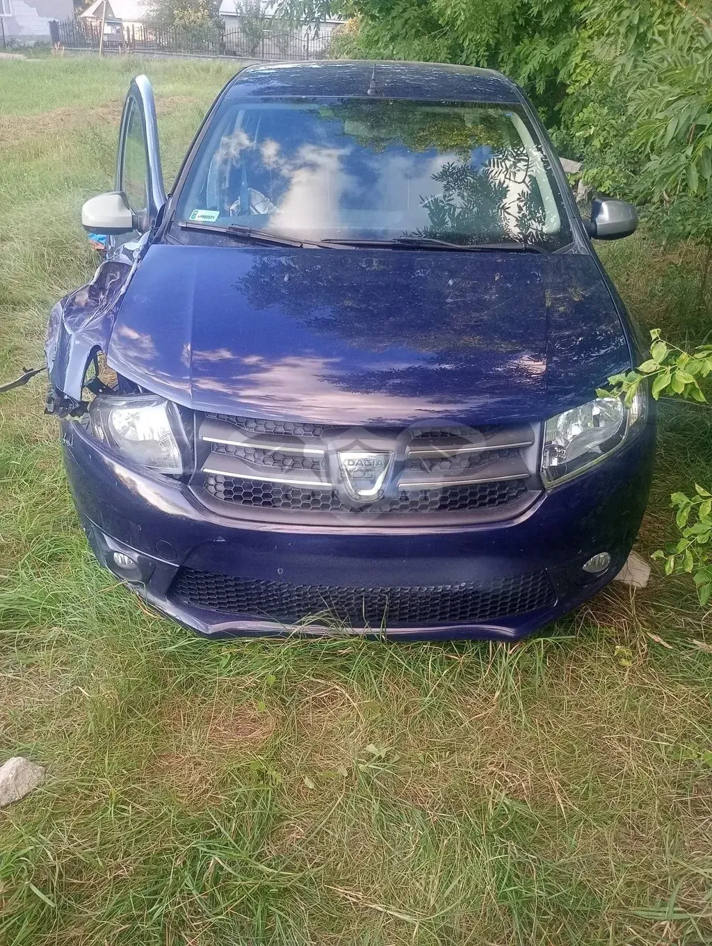 Dacia Logan II (2012-2020) 1.2 16V Laureate 2015