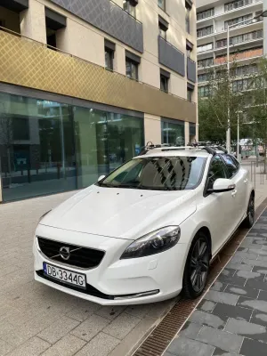 Volvo V40 II (2012-) D2 Summum 2014