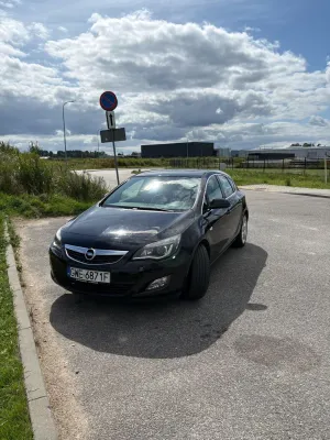 Opel Astra J (2009-2019) 1.6 T Cosmo 2010