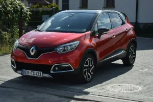 Renault Captur / QM3 I (2013-2019) TCe 120 EDC Helly Hansen 2015