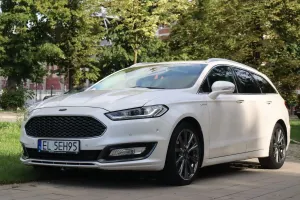 Ford Mondeo Mk5 (2014-) Vignale 2.0 TDCi PowerShift 2018
