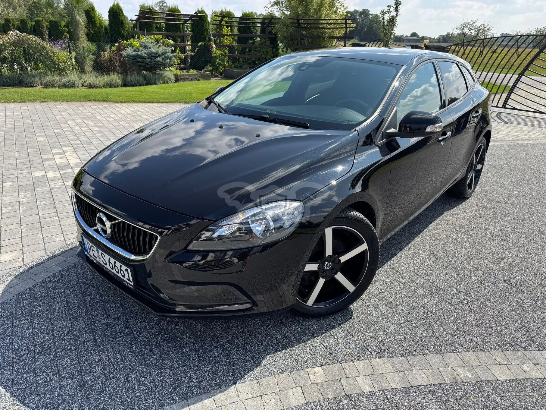 Volvo V40 II (2012-) D2 Drive-E Dynamic Edition 2016