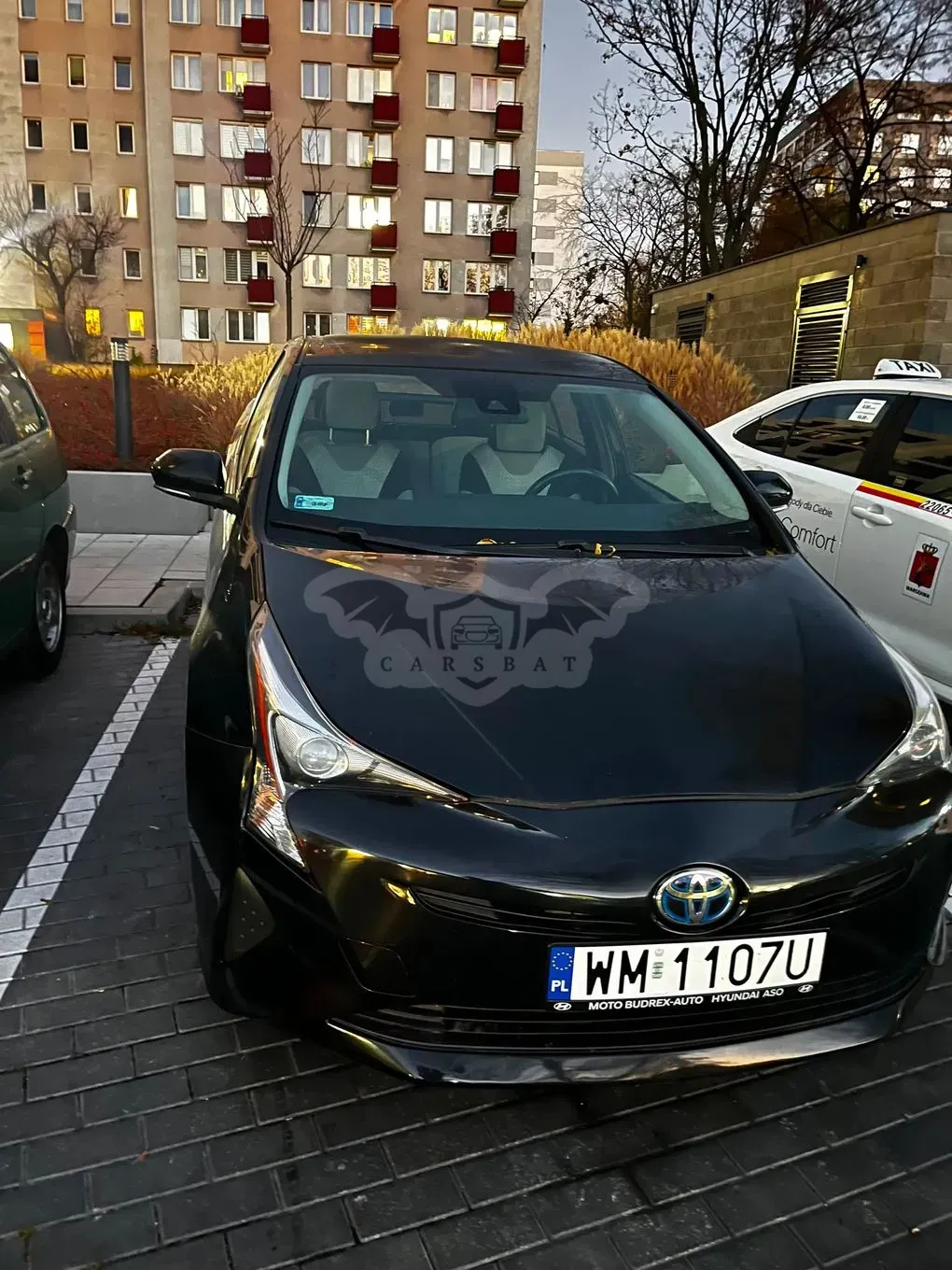 Toyota Prius IV (2015-2023) 1.8 Hybrid Premium 2017