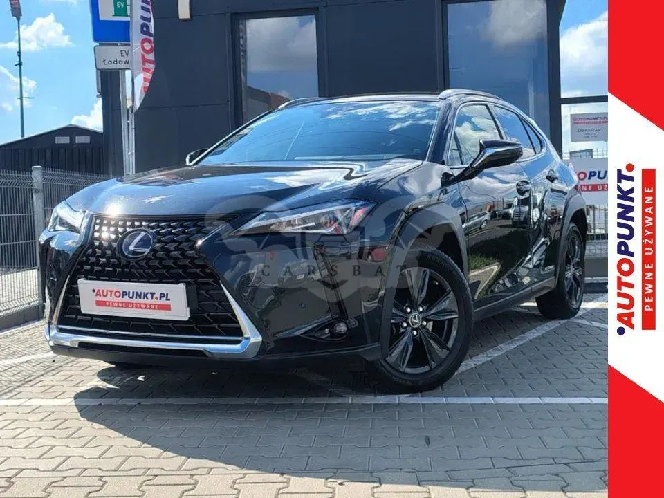 Lexus UX 2021