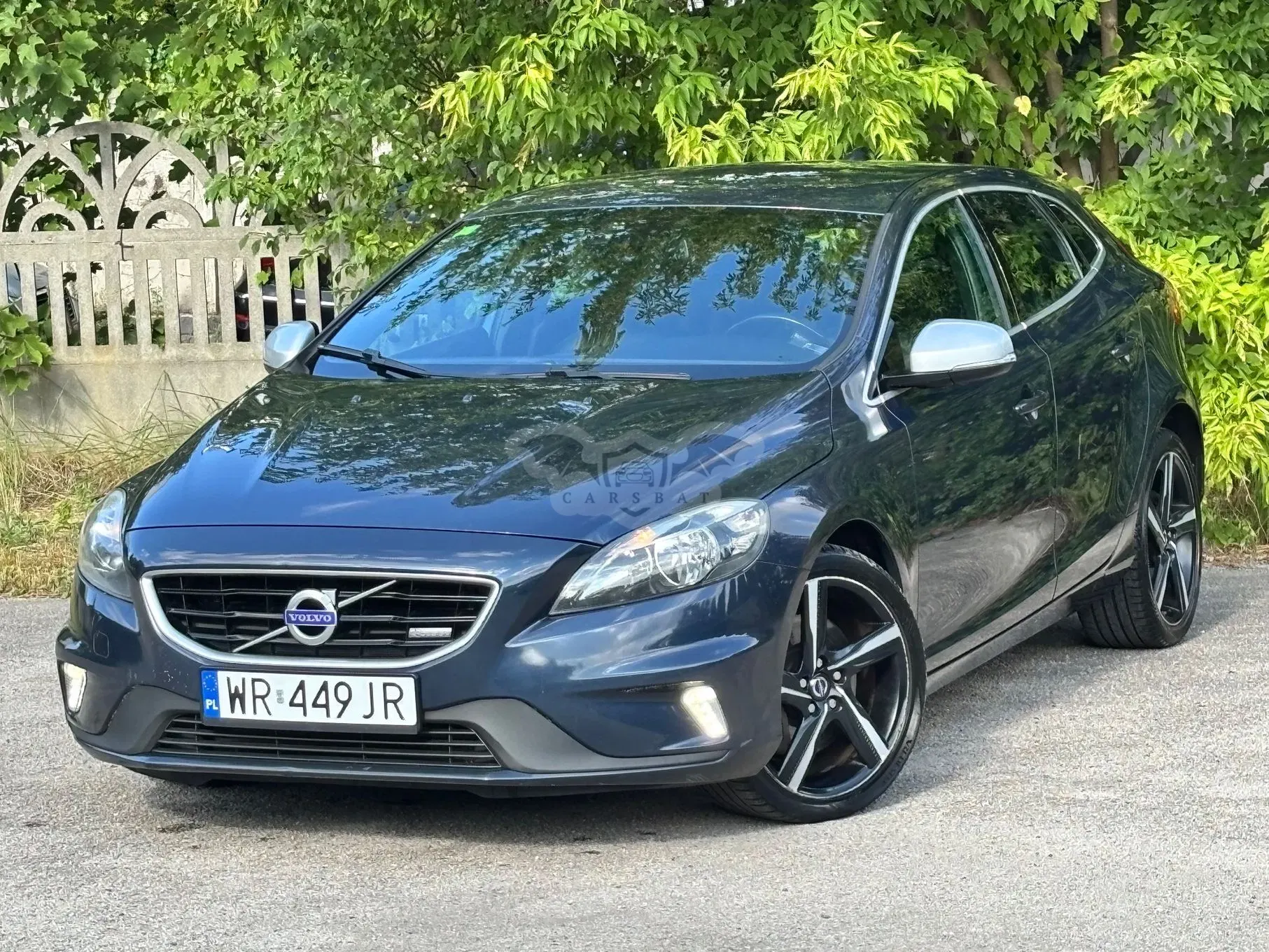 Volvo V40 II (2012-) D4 Drive-E R-Design Summum 2014