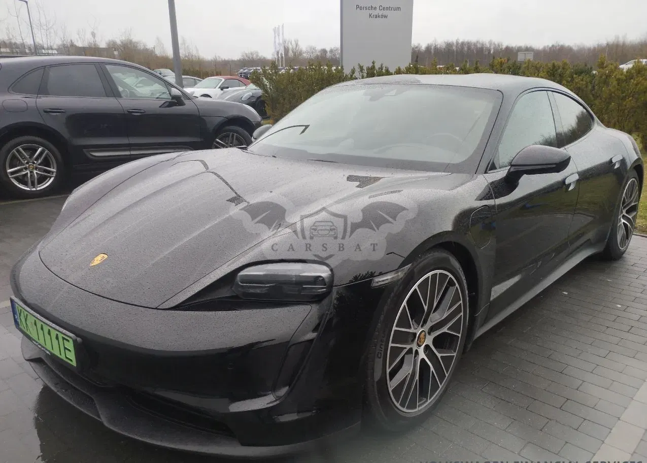 Porsche Taycan Performance Plus 2023