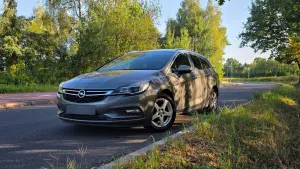 Opel Astra K (2015-2021) 1.4 T Enjoy 2017