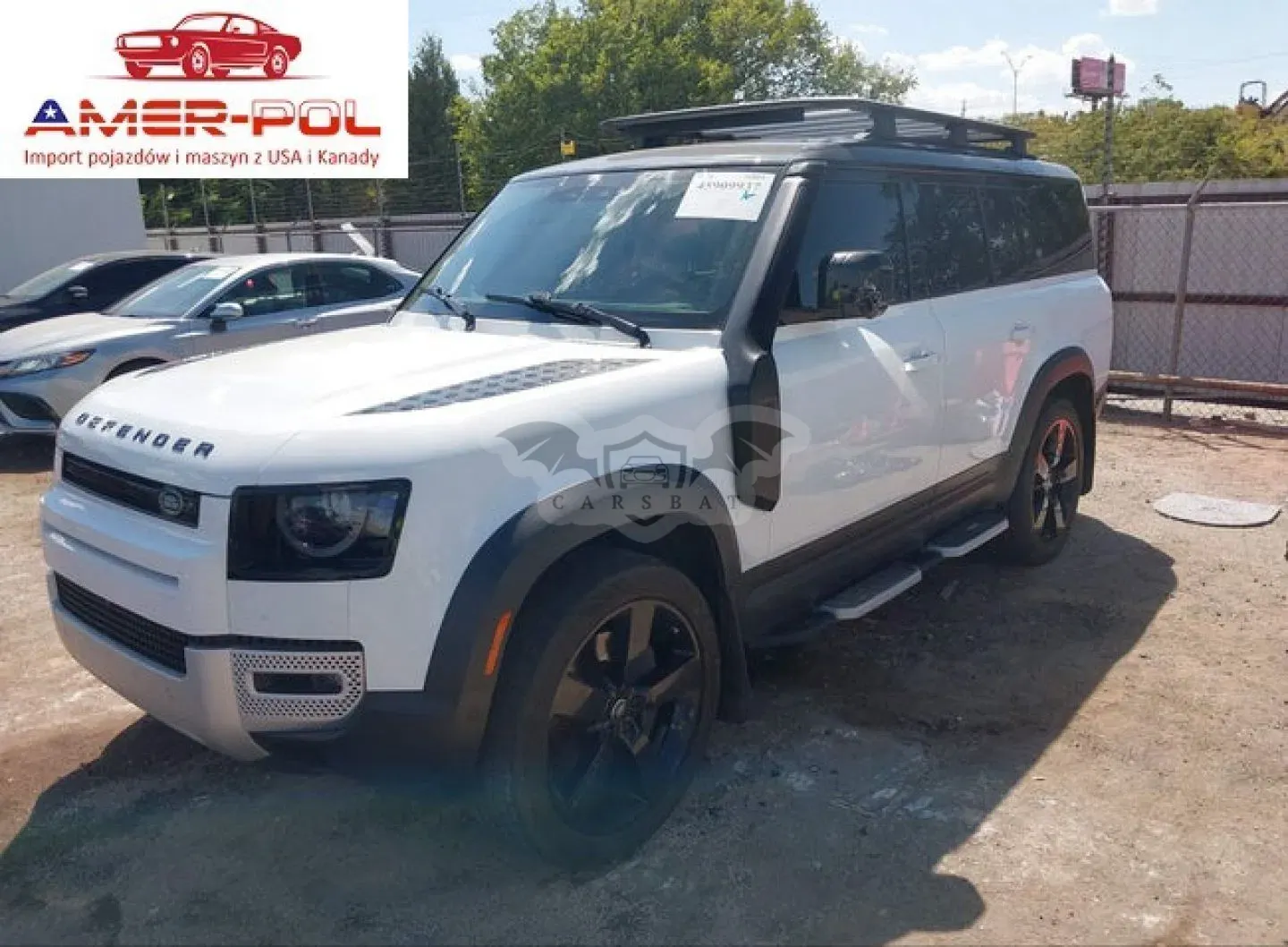 Land Rover Defender 2023