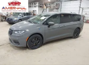 Chrysler Pacifica 2023