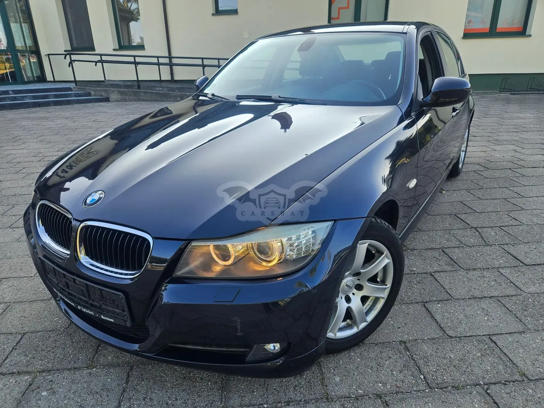 BMW 3 Series E90/E91/E92/E93 (2005-2012) 318i 2009