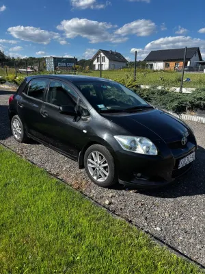 Toyota Auris I (2006-2012) 1.4 D-4D Terra EU5 2009