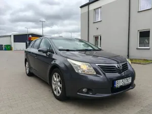Toyota Avensis III (2009-) 1.8 Sol plus 2009