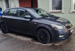 Kia Ceed I (2006-2012) 1.6 L 2011