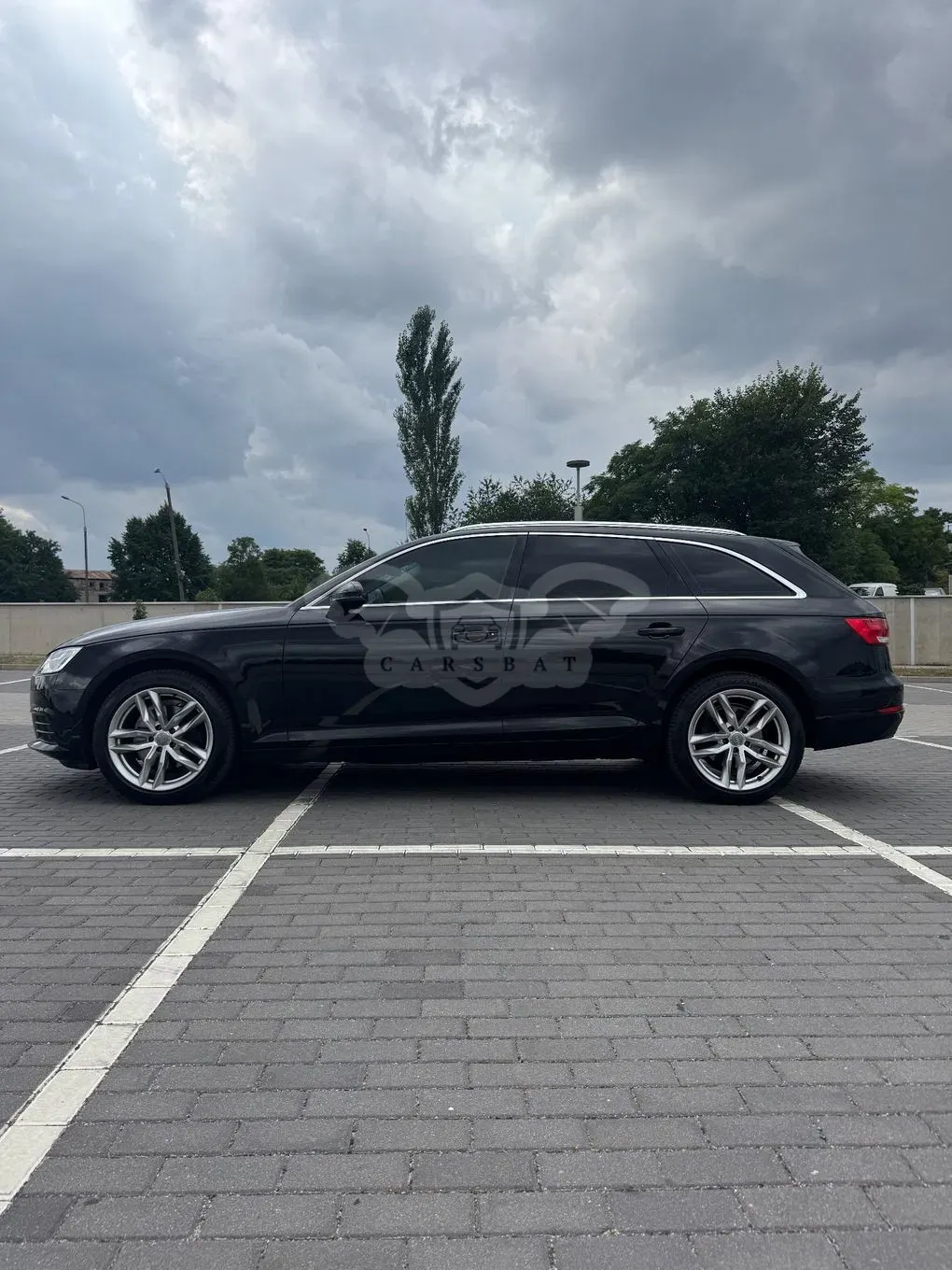 Audi A4 B9 (2015-) 2.0 TDI S tronic 2016