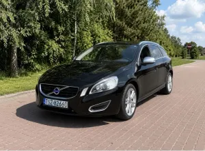 Volvo V60 I (2011-2018) 2011