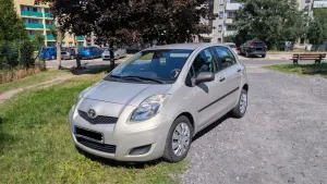 Toyota Yaris II (2005-2011) 1.33 Luna 2009
