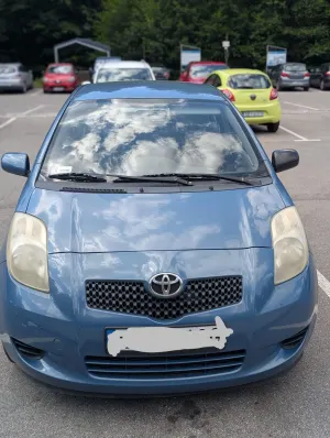 Toyota Yaris II (2005-2011) 1.3 Sol 2006