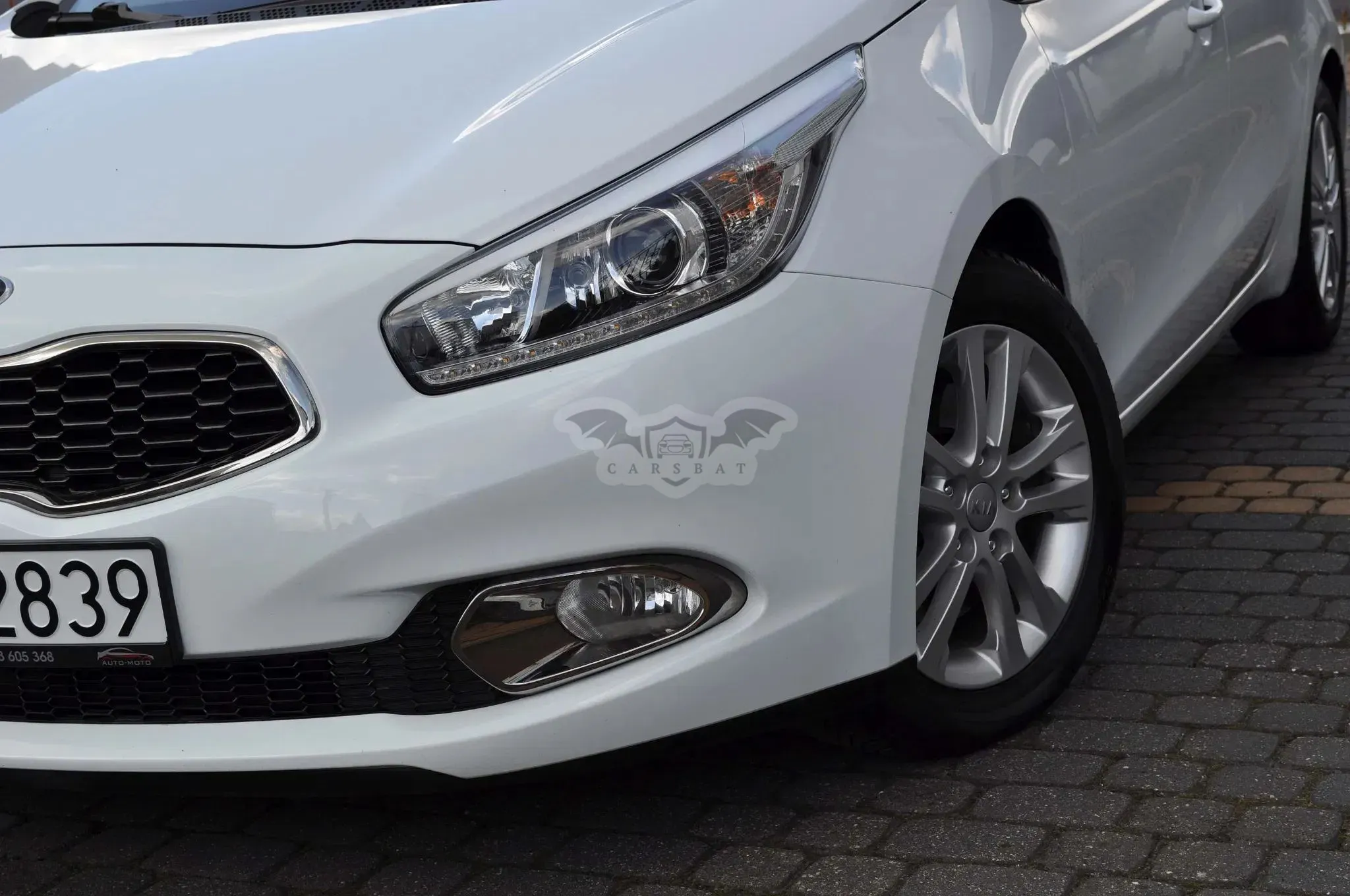 Kia Ceed II (2012-) 1.4 CVVT Dream Team Edition 2016