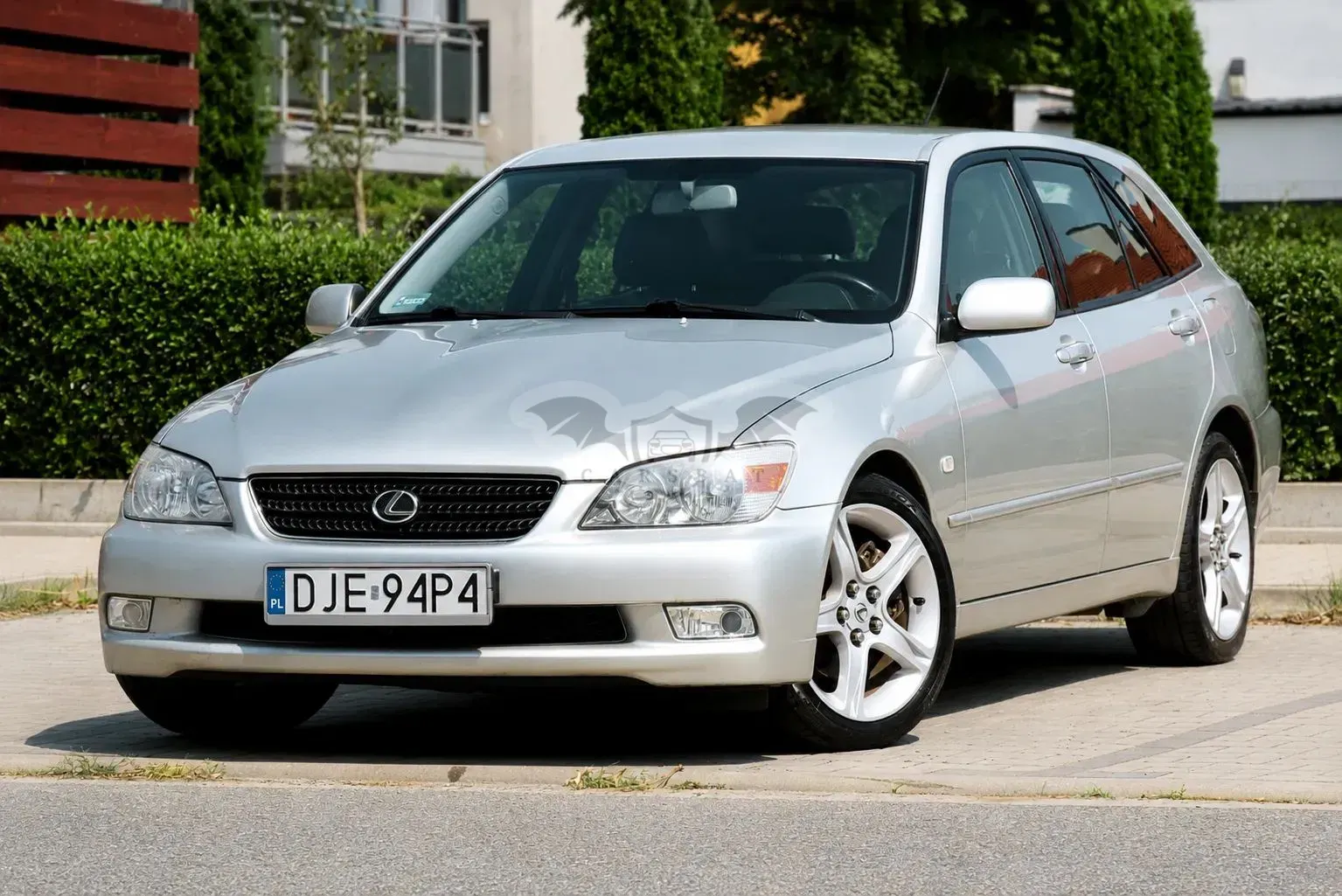 Lexus IS I (1999-2005) 200 SportCross 2003
