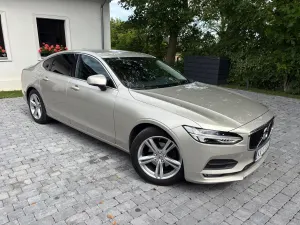 Volvo S90 D4 Momentum 2017