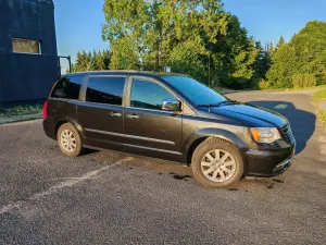 Chrysler Town & Country V (2007-2016) 3.6 Touring 2012