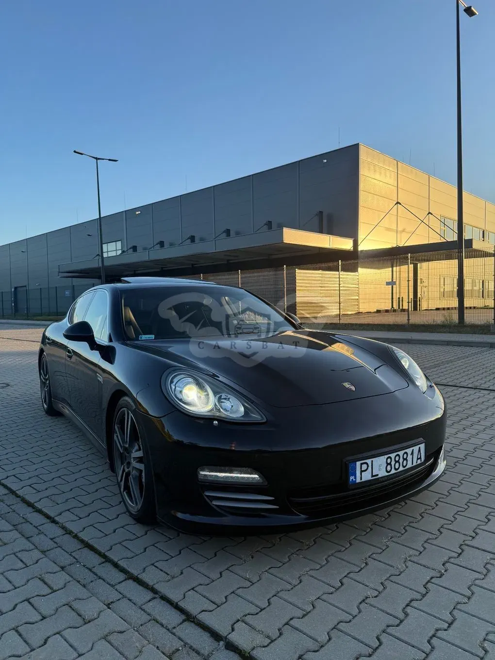 Porsche Panamera 4S 2011