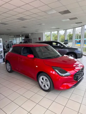 Suzuki Swift VII (2024-) 1.2 Dualjet SHVS Premium Plus CVT 2025