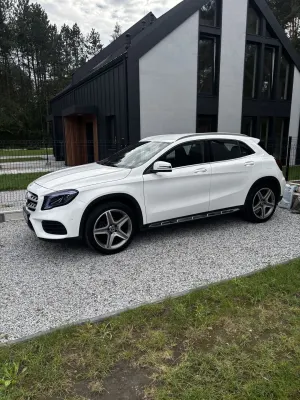 Mercedes-Benz GLA 200 7G-DCT AMG Line 2018