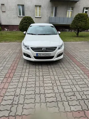 Volkswagen Passat CC 2011