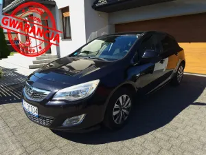 Opel Astra J (2009-2019) 1.4 Turbo Design Edition 2011
