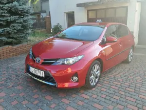 Toyota Auris II (2012-) 1.8 HSD Luna 2014