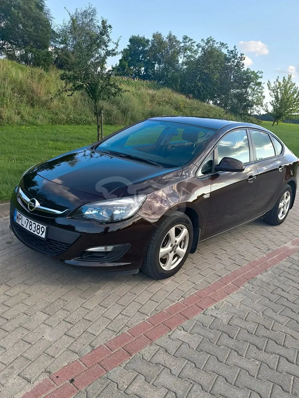 Opel Astra J (2009-2019) 1.4 Active 2013