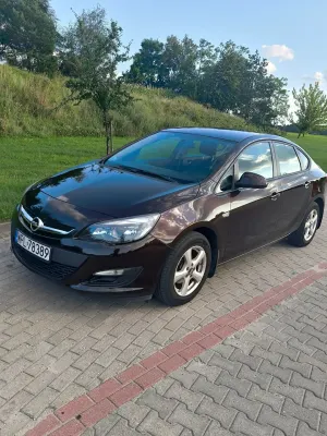 Opel Astra J (2009-2019) 1.4 Active 2013