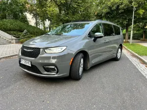 Chrysler Pacifica 2023
