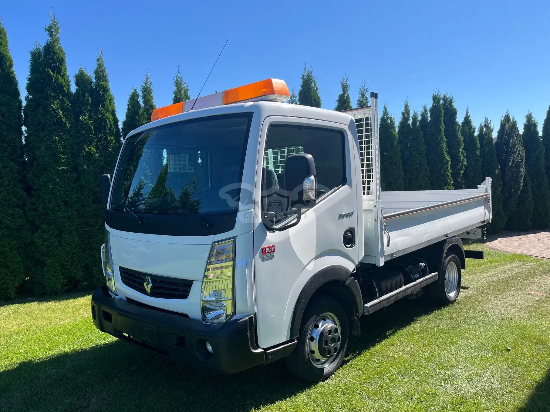 Renault Maxity 2019