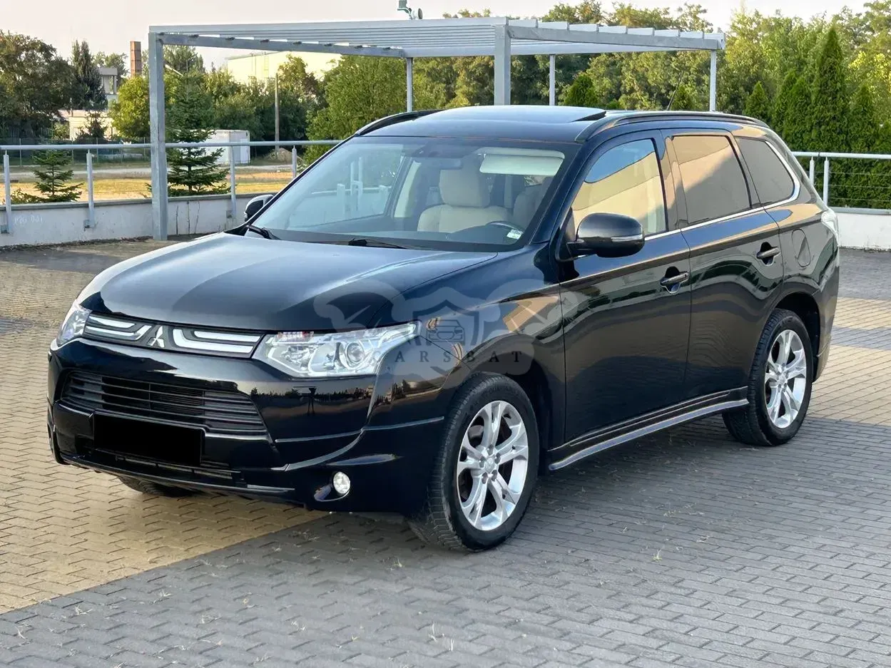 Mitsubishi Outlander III (2012-2022) 2.2 DI-D 4WD Automatik Instyle 2013