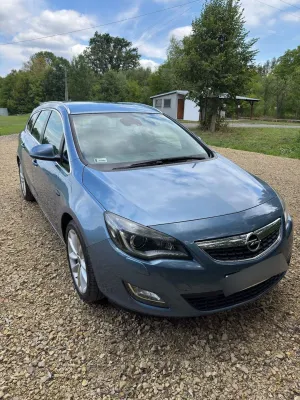 Opel Astra J (2009-2019) 1.4 Turbo Sport 2010