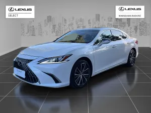 Lexus ES 300h Business Edition 2022