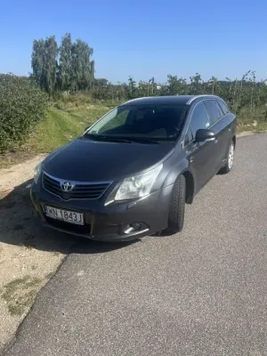 Toyota Avensis III (2009-) 2.2 D-CAT Prestige 2010